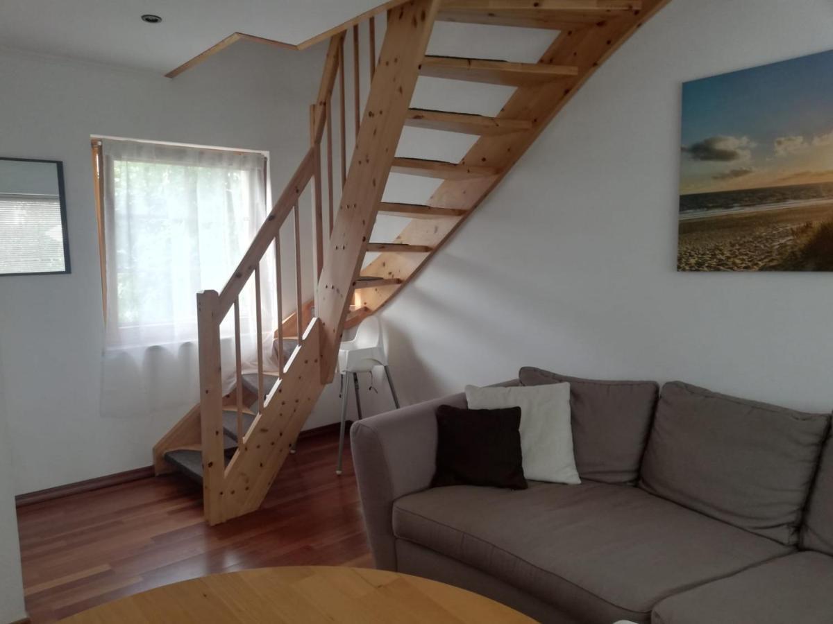 Ferienhaus An Der Brunnenaue 슈트랄준트 외부 사진
